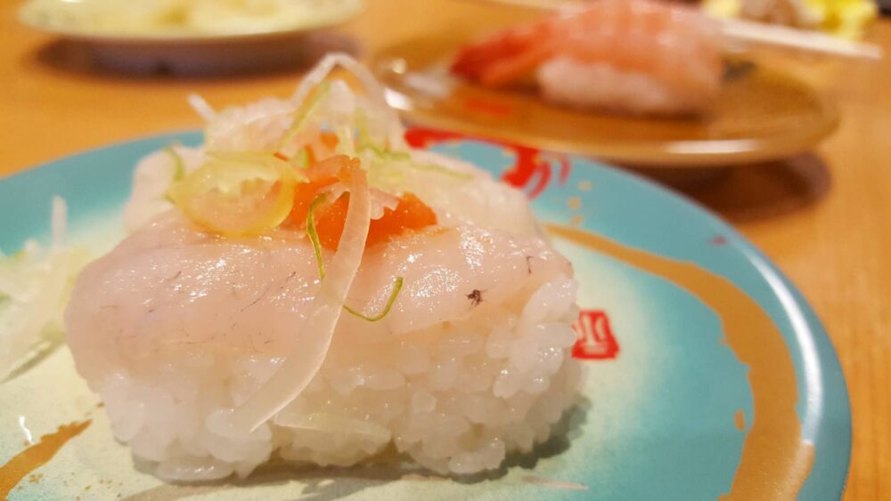 佐渡島 日本海の新鮮な鮨を食べよう 回転寿司なら 弁慶 がおすすめ 旅してる