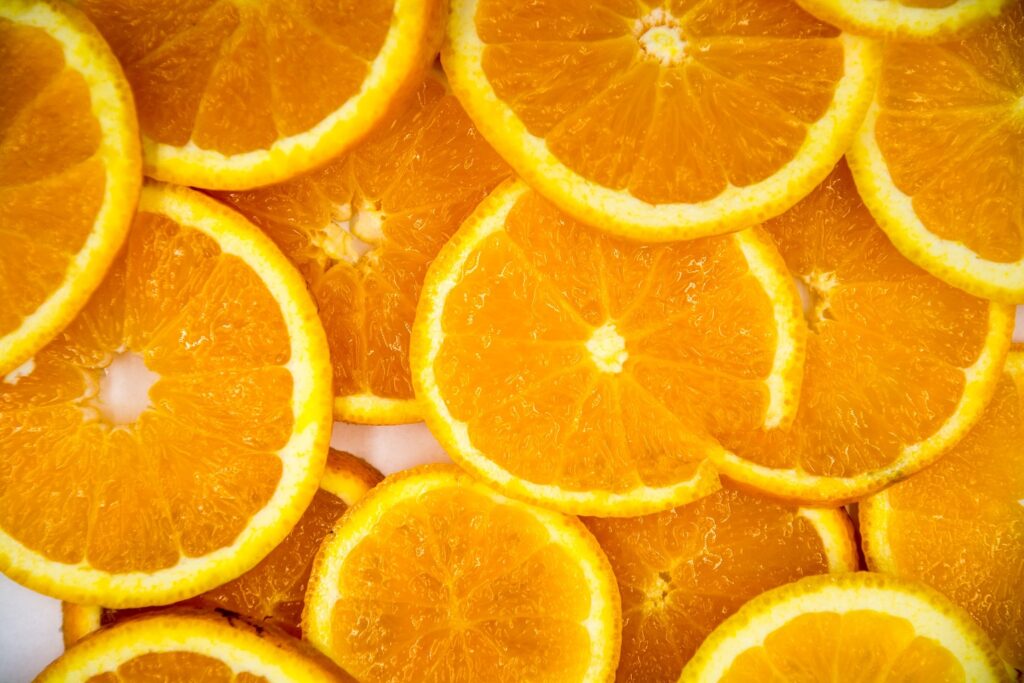 黄色・オレンジ色の食べ物｜イタリア語１８語一覧
