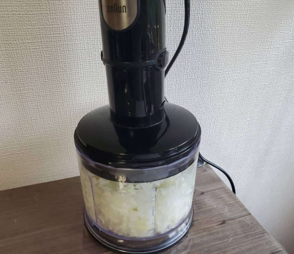 スパイスカレー　一瞬で野菜をカットする調理器具